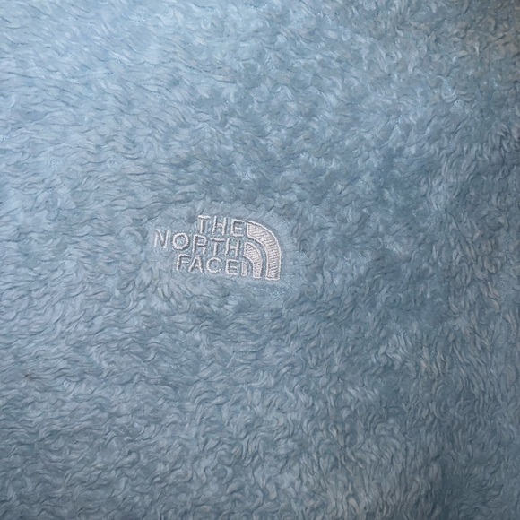 Girls NorthFace furry jacket. Girls size 14–16. Baby blue very soft - Picture 2 of 5